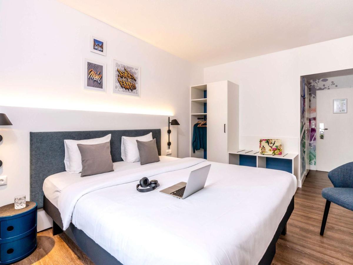Ibis Styles Hamburg Alster City Exterior photo